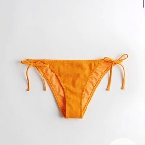 NWT Hollister SCRUNCH SIDE-TIE CHEEKY BIKINI BOTTOM
